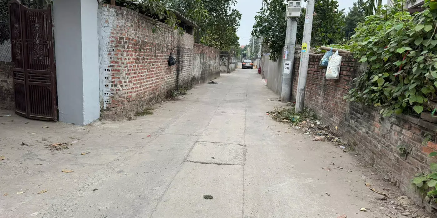 Bán đất thôn 3, Thạch Đà, Mê Linh, HN. Oto đỗ. Giá rẻ nhất khu vực. DT 82m2, giá 1,8 tỷ.