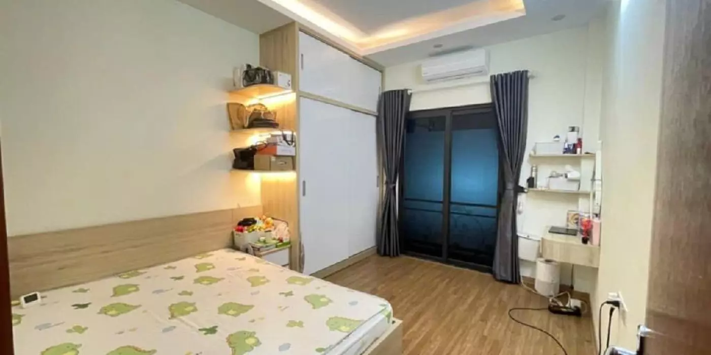'BÁN NHÀ GẦN PHỐ LÊ TRỌNG TẤN, Ô TÔ ĐỖ CỬA 50m, 5 TẦNG, 35m, 5.2 tỷ