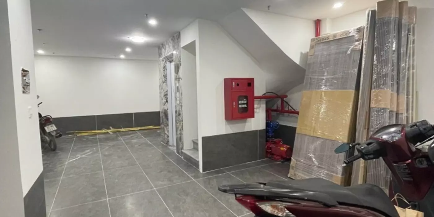 NHÀ YÊN HÒA 60M2 X 7T - 14.9 TỶ - OTO NGỦ TRONG NHÀ - THANG MÁY - DÒNG TIỀN ĐỈNH