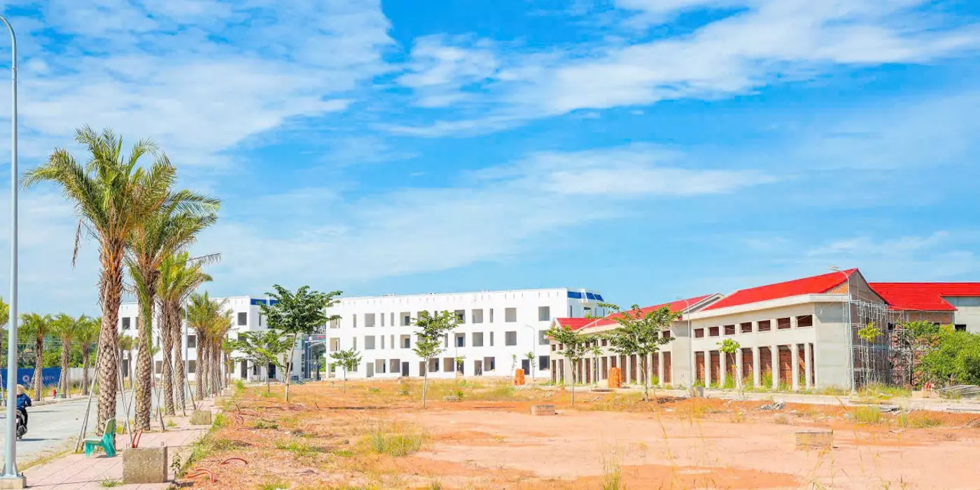 868 triệu/nền 75m2, ngay cổng KCN VSIP II, bán 1 cặp 10m thuận tiện cho thuê, kinh doanh, buôn bán