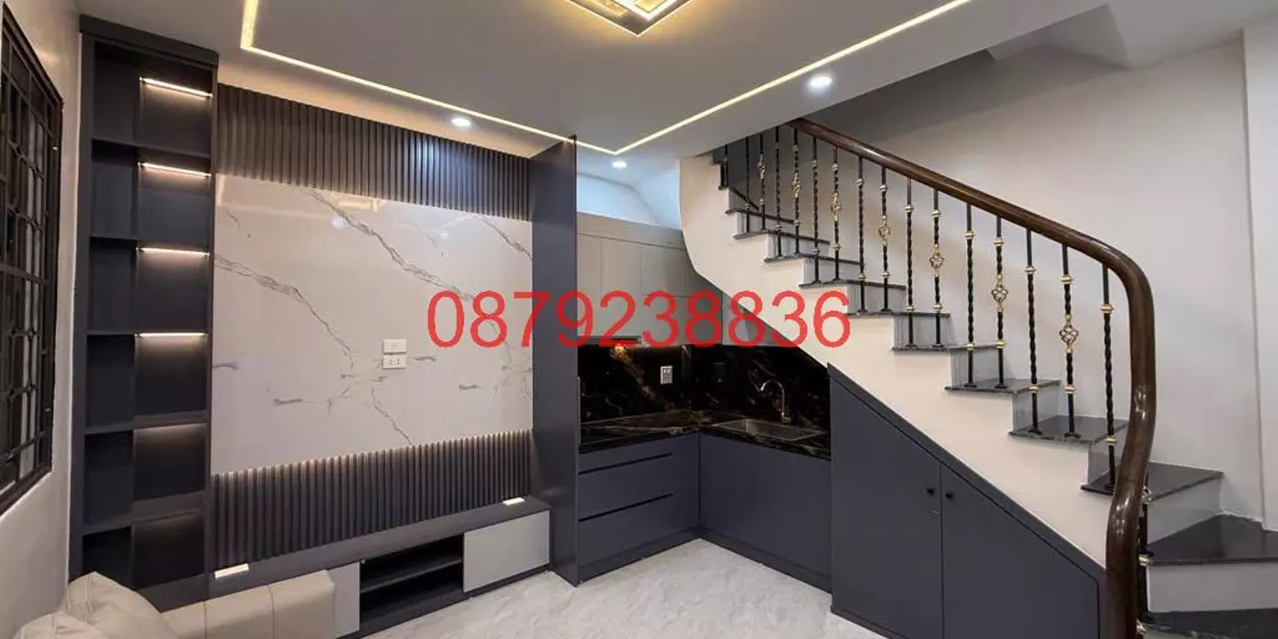 Bán Nhà TÂY SƠN, 25m2, 4 Tầng, Ô Tô Đỗ Cửa, Gần Hồ, Gần Công Viên, Giá Nhỉnh 5 Tỷ