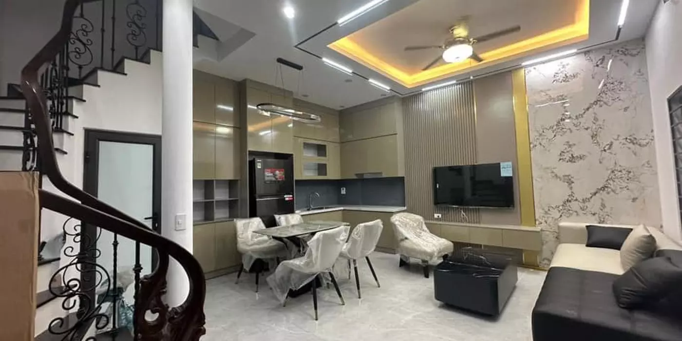 🎁 HIẾM  NGỌC THỤY (4,9 tỷ) – NHÀ ĐẸP Ở NGAY- XÂY MỚI 5 TẦNG NÂNG TẦM CUỘC SỐNG.