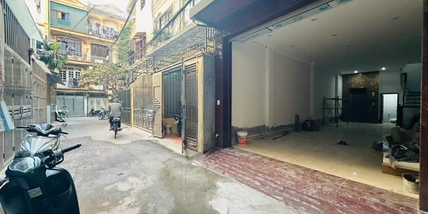 Chính chủ Bán nhà Nghĩa Tân. Khu phân lô, Oto tránh, Thang máy, Gara. Kinh doanh đỉnh cao.