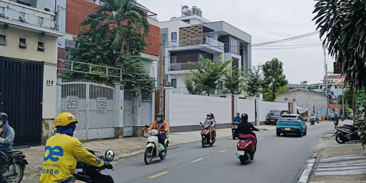 Bán nhà Biệt thự Mặt tiền Khuông Việt - gần Âu Cơ, 850m2 (9/25x58m), 5 Tầng, giảm 99 tỷ.