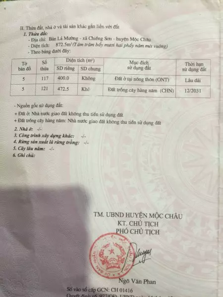 Bán mảnh đất tại Mộc Châu rộng 872m2, có 400m2 thổ cư.