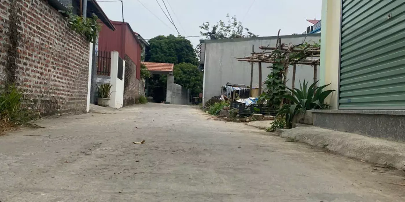 CẦN BÁN NHANH 80M ĐẤT TẠI HIỀN NINH, SÓC SƠN. MẶT TIỀN 5,5M. FULL THỔ CƯ. ĐƯỜNG THÔNG >4M.