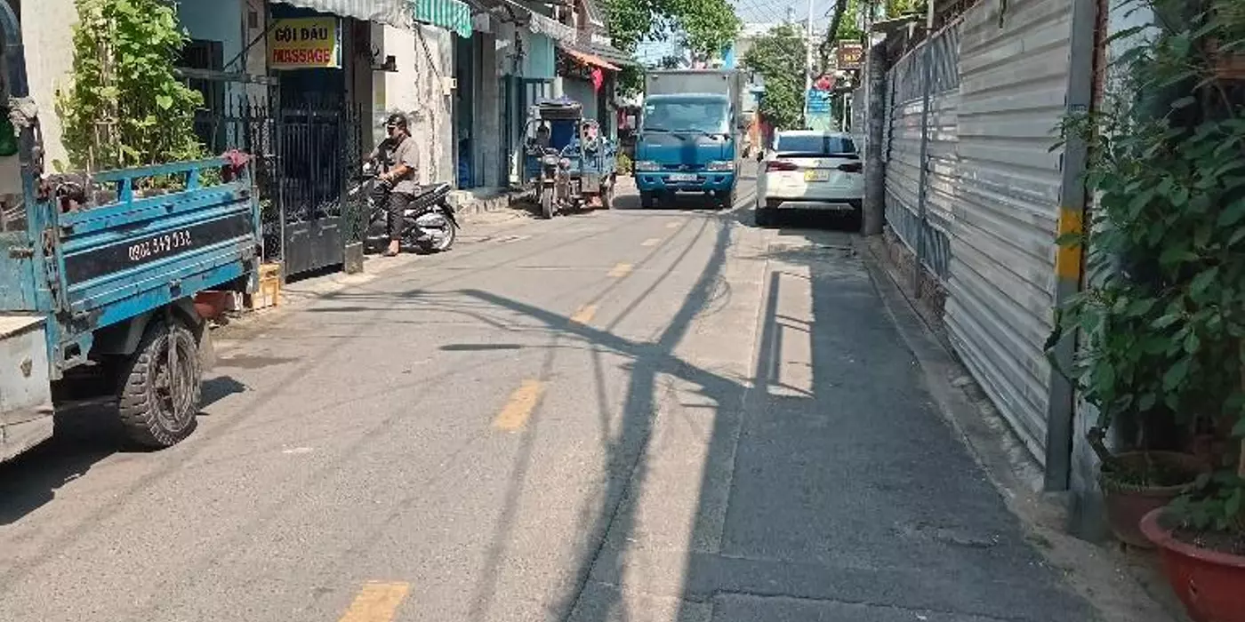 MẶT TIỀN KINH DOANH NGAY GÒ XOÀI, 64M2, CHỈ HƠN 4 TỶ