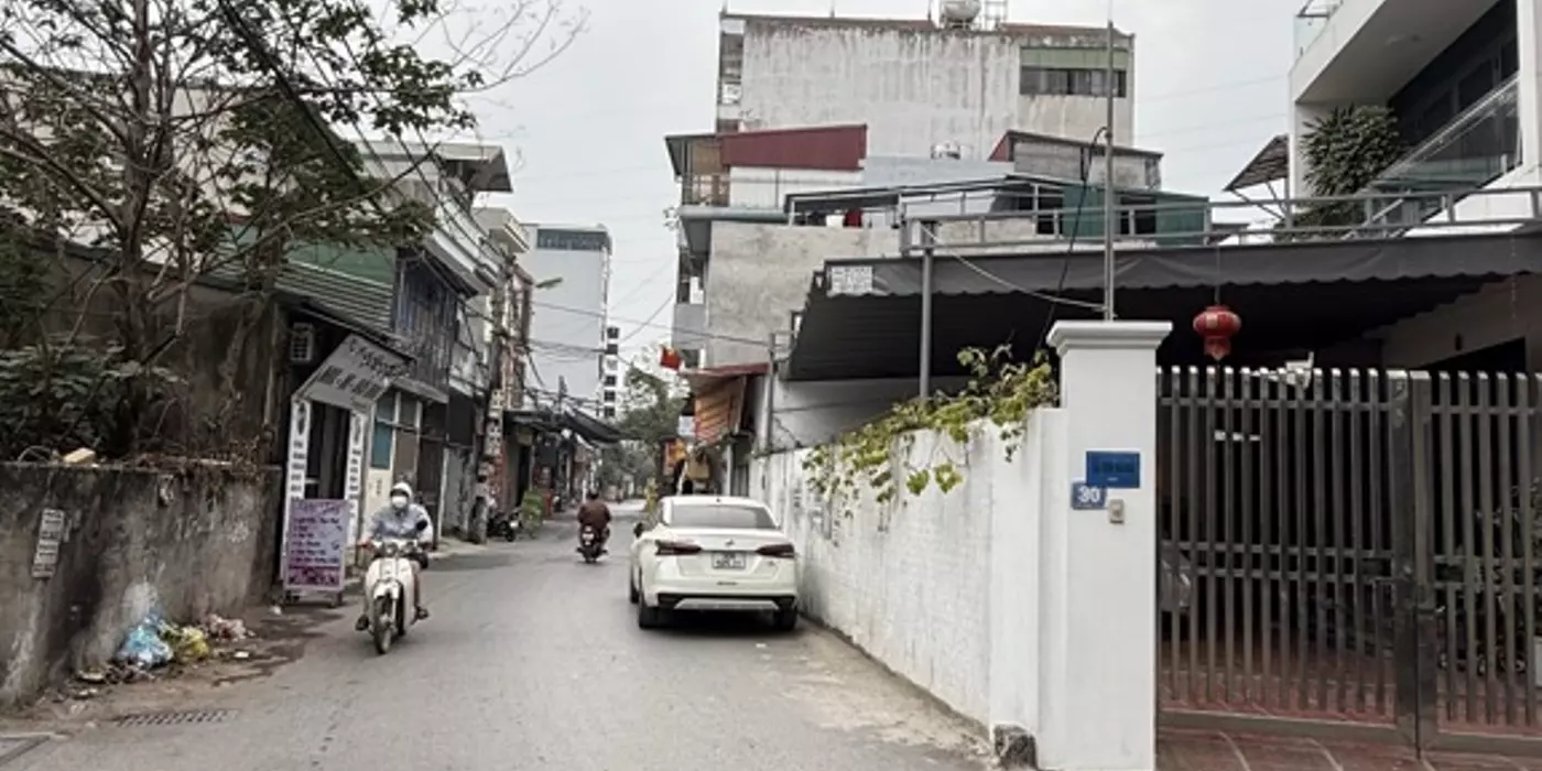 BÁN ĐẤT PHỐ LÊ TRỌNG TẤN, SỔ SIÊU ĐẸP, VUÔNG XINH, 60m, 7 tỷ hơn