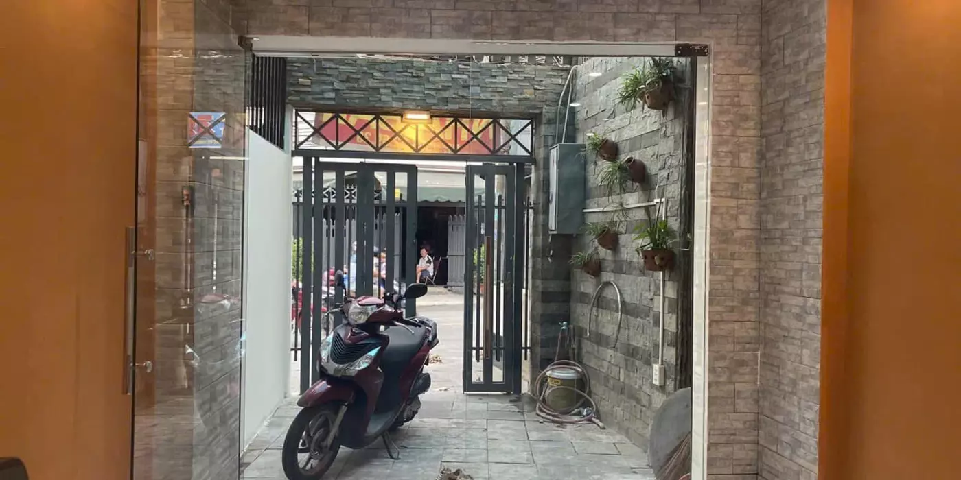 CÁCH 500M MẶT TIỀN ĐỖ XUÂN HỢP, PHƯỚC LONG B, THỦ ĐỨC - 34M2 - 2 TẦNG,2PN,SÂN THƯỢNG - 4TY6