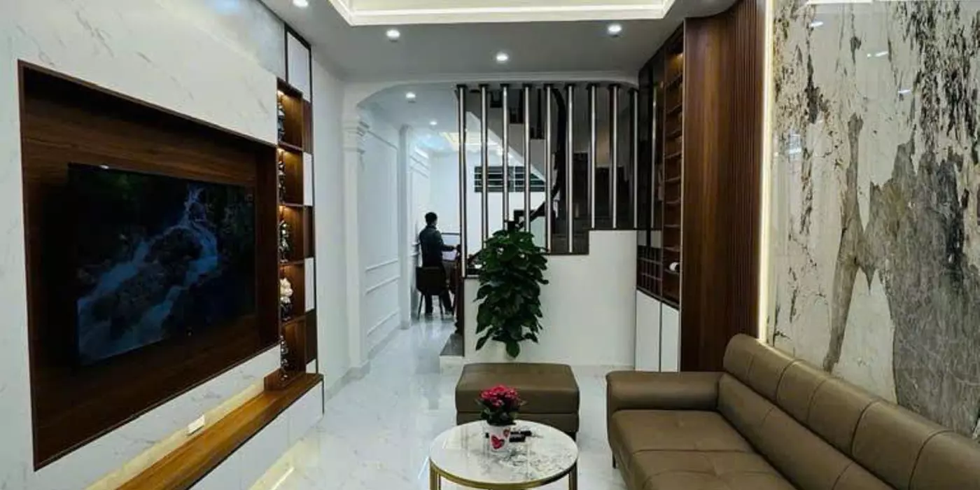 Bán Nhà KIM GIANG, 39m2, 4 Tầng, Nhỉnh 7 Tỷ, Ô Tô Đỗ Cửa, 20m Ra Mặt Phố