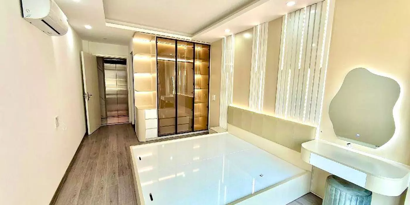 NHÀ PHỐ ĐỘI CẤN, 32M x 6T THANG MÁY, FULL NỘI THẤT, NGÕ NÔNG, 8.38 TỶ