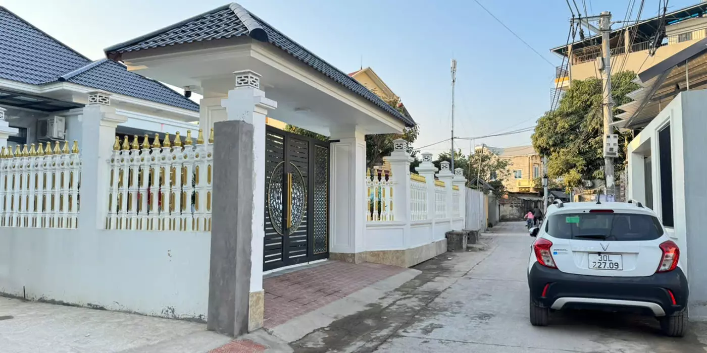 Bán đất làng Gia Tân, tổ 11, TT Quang Minh, Mê Linh, HN. Gần KCN Quang Minh. DT 60m, 3 tỷ.