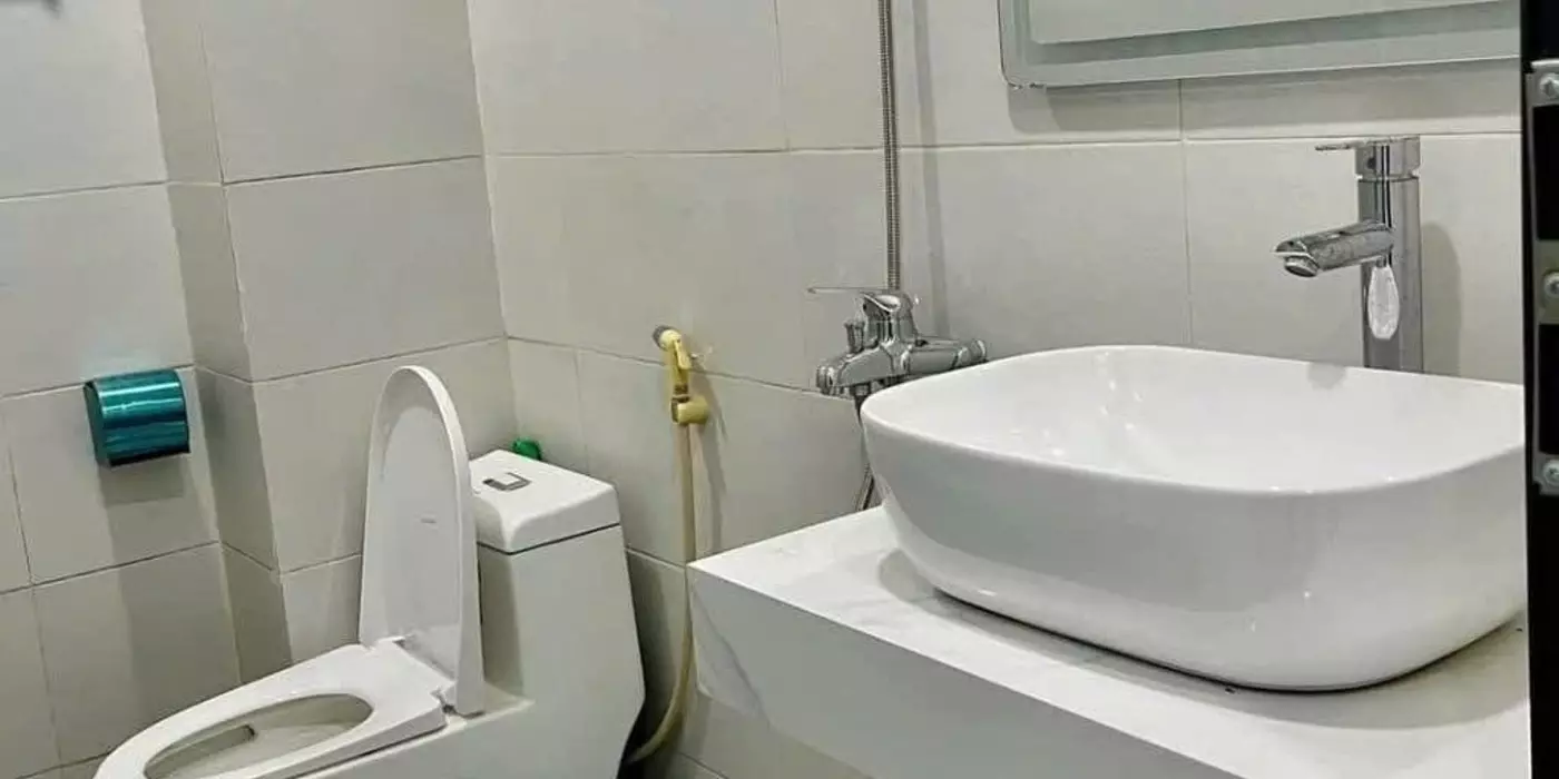 BÁN NHÀ PHỐ CỐ NGỌC LÂM 33M2 * 5 TẦNG * 7.5 TỶ , WIEU HỒ TAI TRÂU