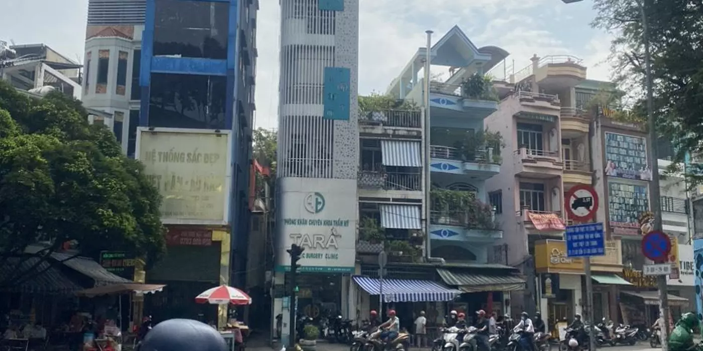 *** SÁT 3/2 QUẬN 11- ÔTÔ Vào Nhà-79M2,6Tầng+Thang Máy-Mới đẹp Ở Ngay 15TỶ TL.