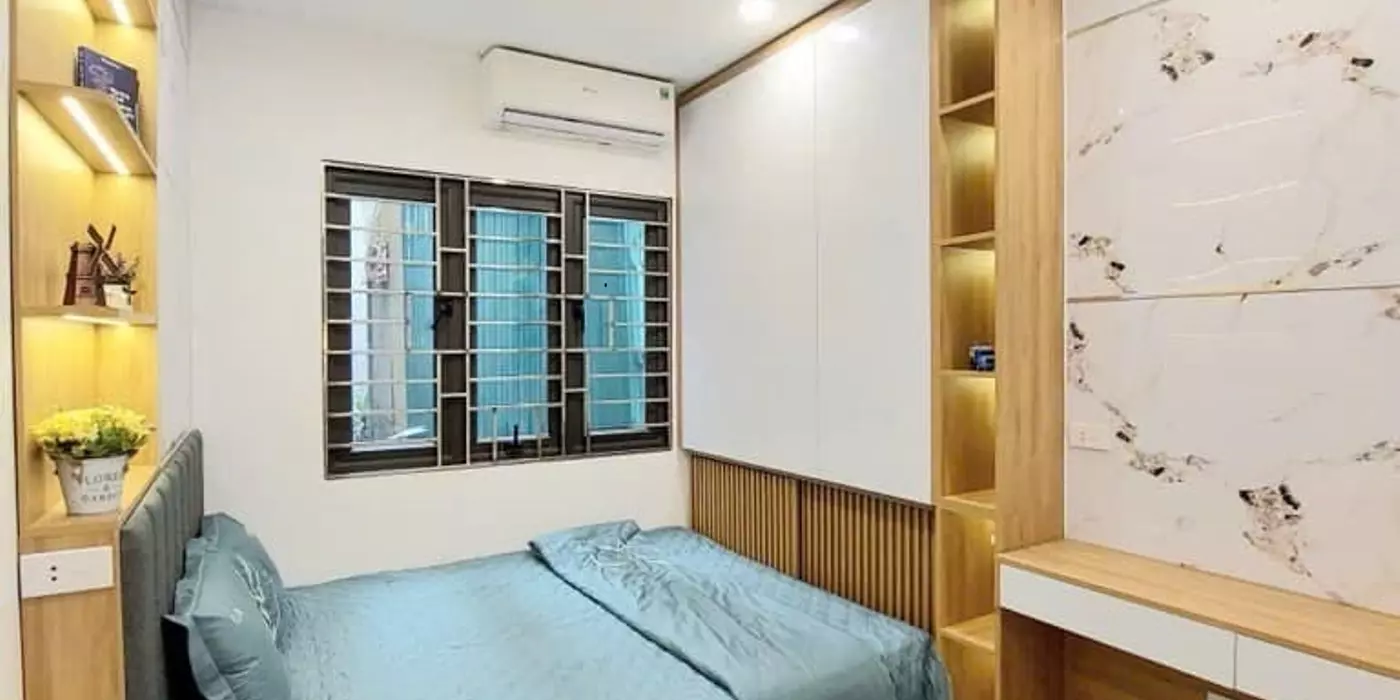 BÁN NHÀ PHỐ NGỌC LÂM 34M2 * 5 TẦNG , Ô TÔ ĐỖ CỬA * 8.3 TỶ