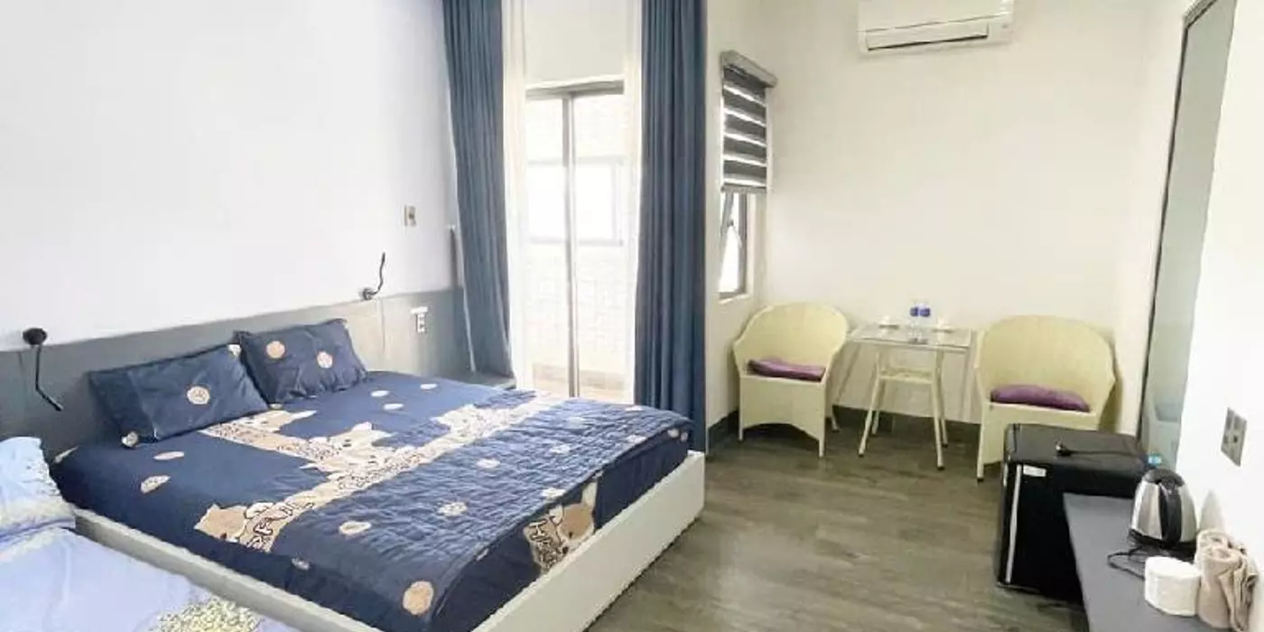 Mặt tiền kinh doanh ngay Chợ Lý Phục Man, 100m2, 3 tầng, thu nhập 300triệu/Năm, Bình