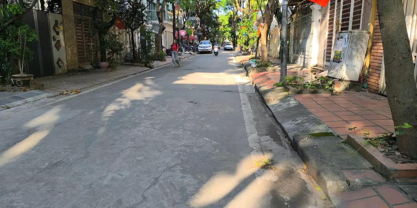 BÁN NHÀ KĐT ĐỊNH CÔNG - 92M2 x 4T - MT 5M - 28.3 TỶ - KD SẦM UẤT- TRƯỚC NHÀ ÔTÔ TRÁNH
