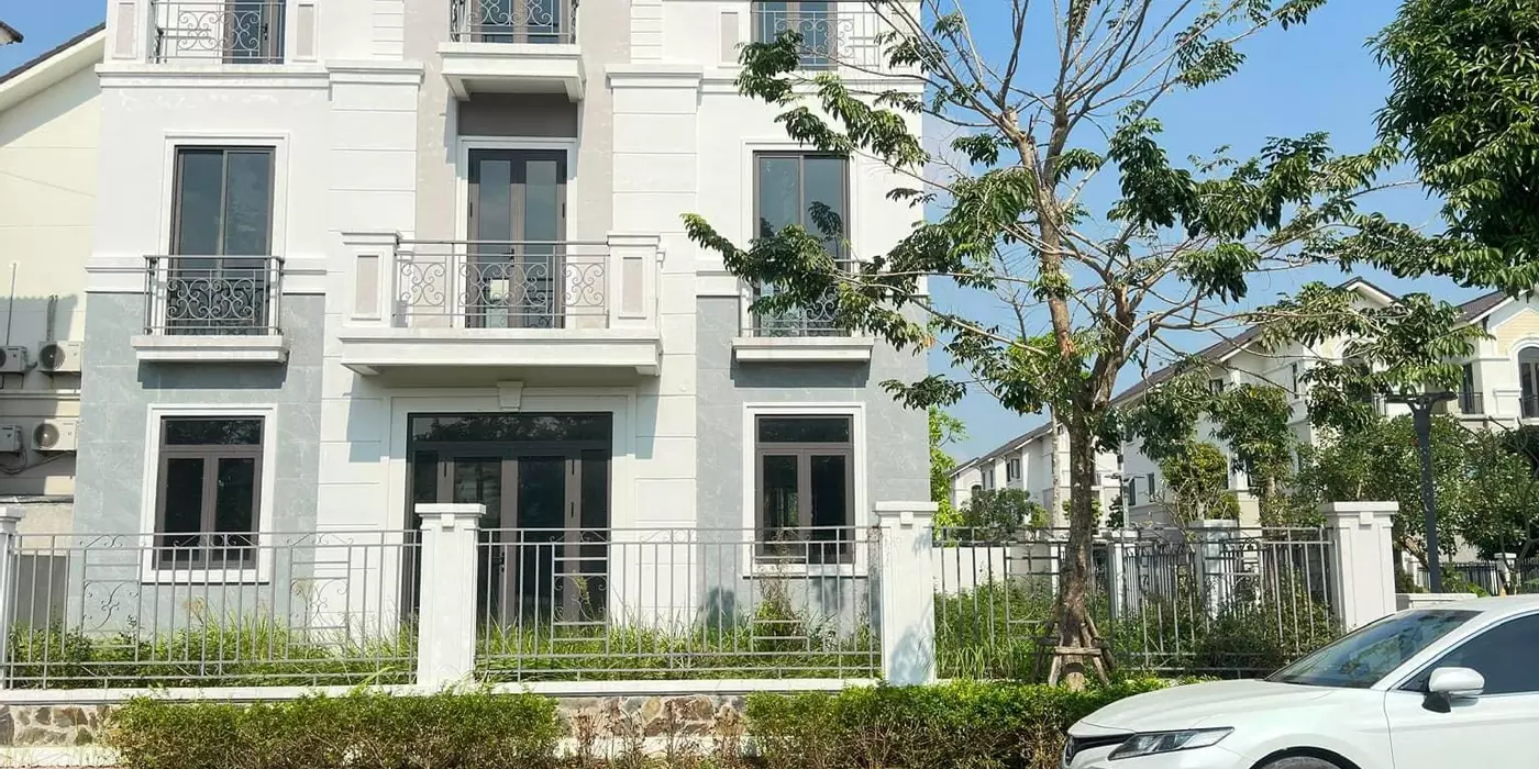 Bán căn biệt thự 240m2 tại đại đô thị vsip từ sơn bắc ninh