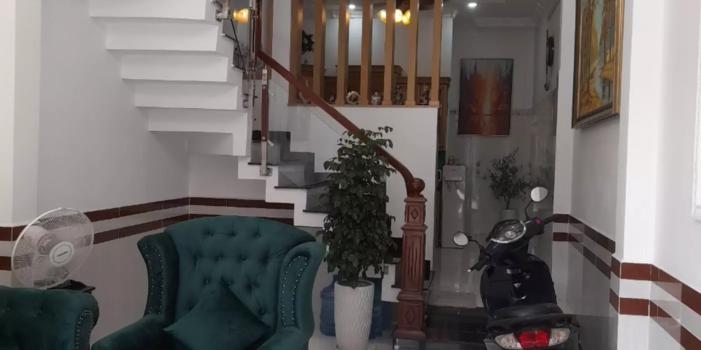 Nhà Đẹp Ở Ngay – 4 Tầng – Hẻm 8m Liên Khu 4,5- Giá chỉ 4.x Tỏi