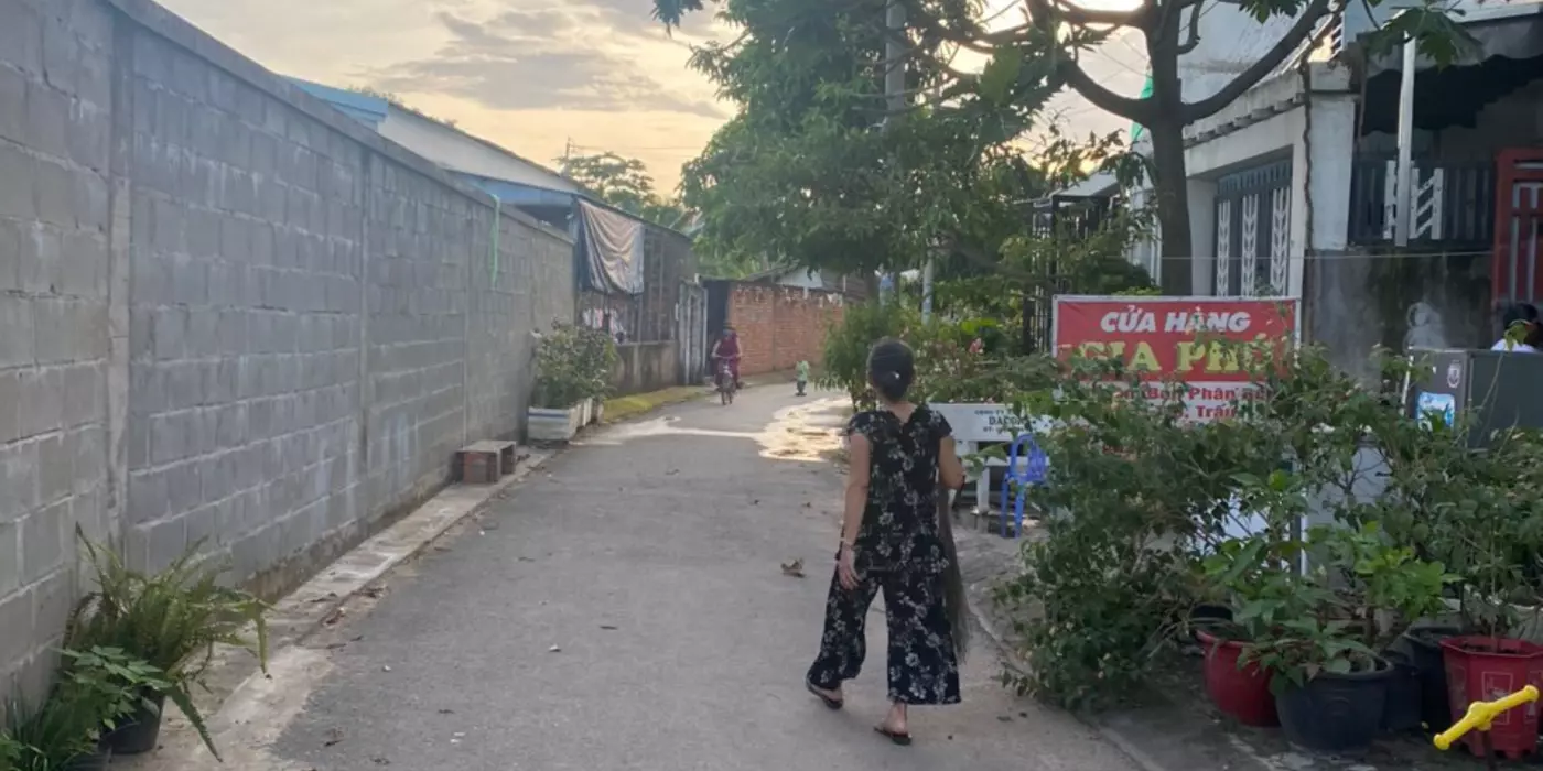 lô đất hẻm 261 đình phong phú DT 91m giá tốt