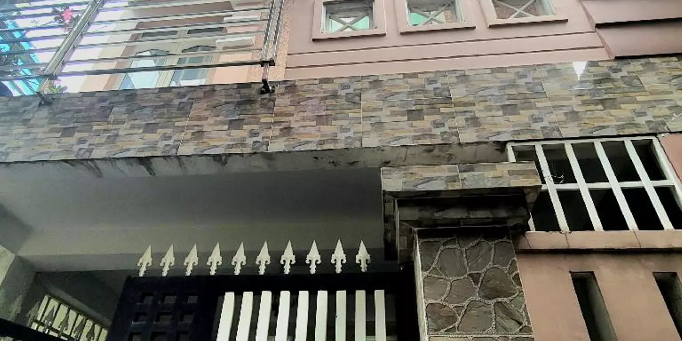 CHỈ 9.2 TỶ [P3Q8].Ô TÔ ĐỖ CỬA , DẠ NAM - TẶNG FULL NỘI THẤT & CÂY CẢNH; DIỆN TÍCH 86M2 NGANG 5M.