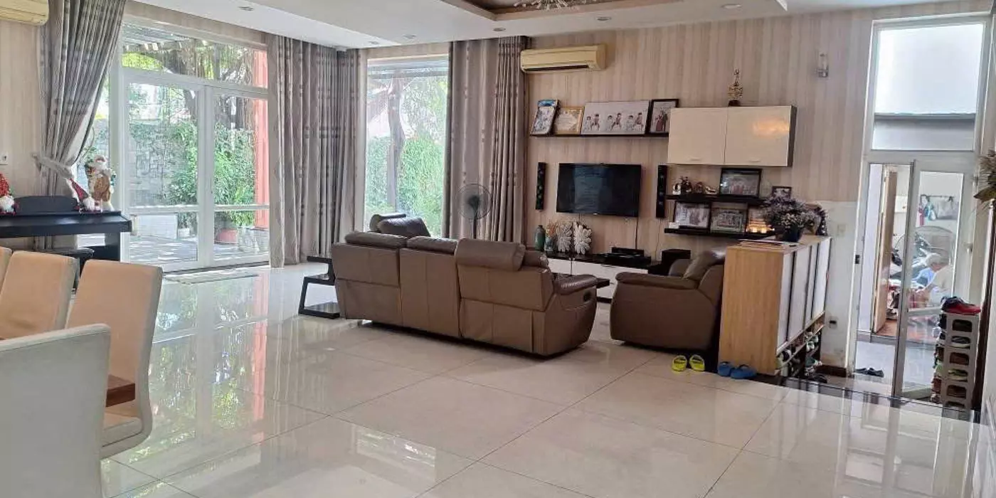 Bán nhà Biệt thự sân vườn Khổng Tử, P. Bình Thọ. Thủ Đức, 1192m2 (30x40m), 3T, 215 tỷ.