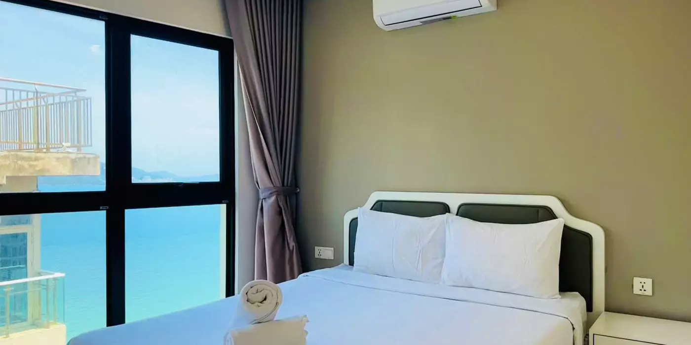 Cho thuê Căn hộ 2 phòng ngủ toà nhà GOLD COAST tầng 18 tòa Nam