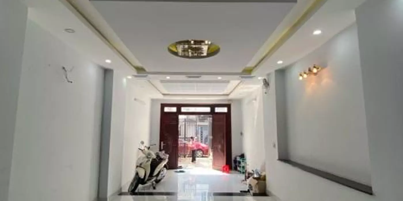 MẶT TIỀN KINH DOANH  đường LŨY BÁN BÍCH - T. Phú, 106m2 - 6 tầng thang máy - Nhỉnh 22 tỷ