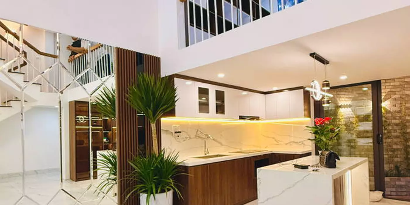 TÔN ĐỨC THẮNG, BA ĐÌNH. 60M2 5 TẦNG GIÁ 9.3 TỶ- VÀI BƯỚC RA PHỐ-NHÀ ĐẸP - KHÔNG QUY HOẠCH.