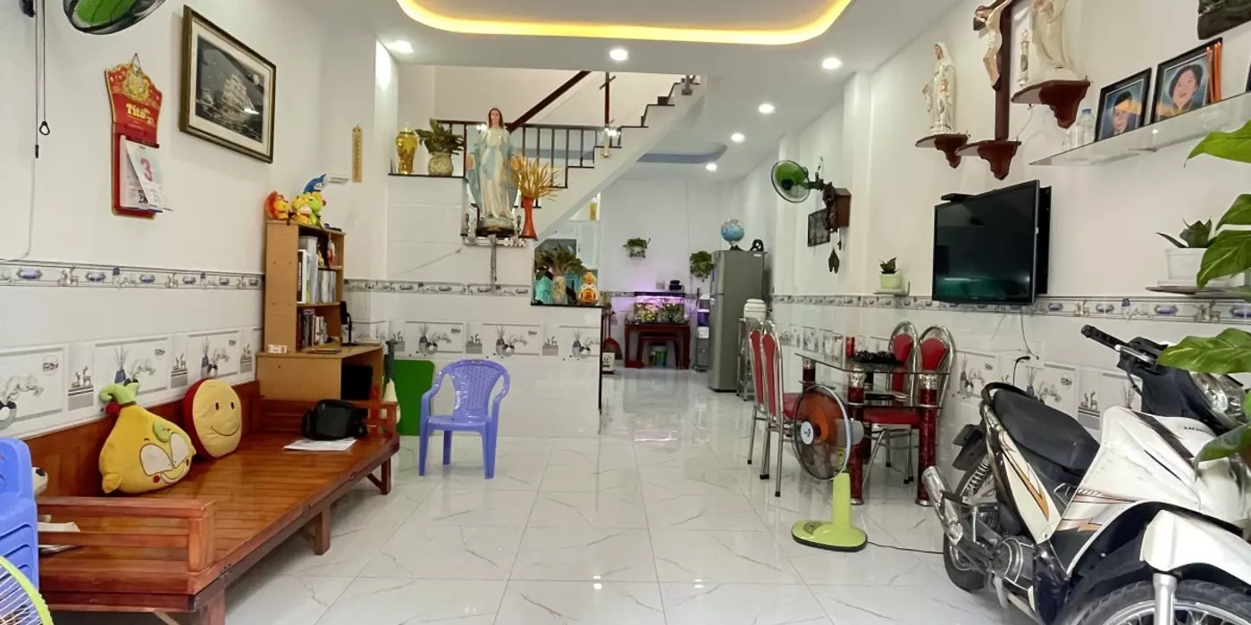 Nhà mới đẹp vào ở ngay, 3PN, Hẻm oto 8m, Hoàng Hoa Thám, Bình Tân Bình, 45m2, 3 tầng, 4,8 tỷ Tl