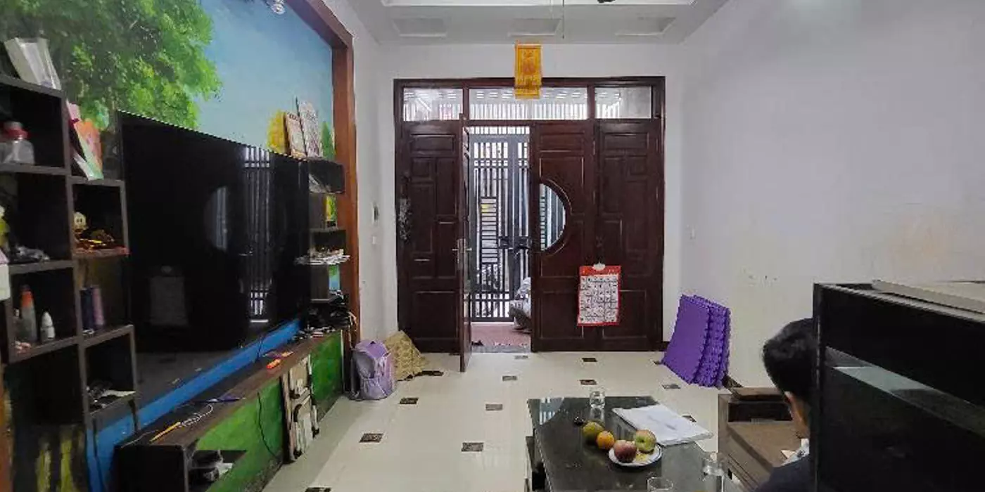 Bán nhà vĩnh hưng 5 tầng long lanh ở ngay hoàng mai