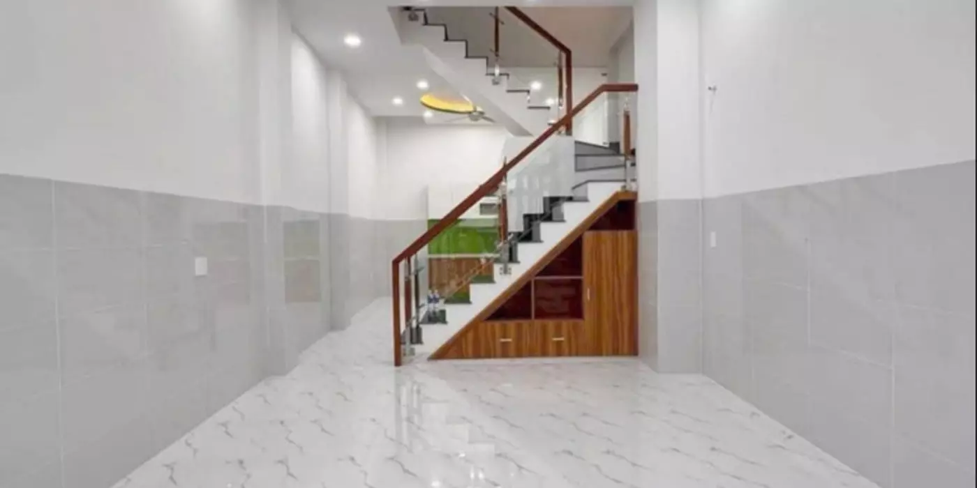 GẦN CHỢ BÌNH LONG - NGÃ TƯ 4 XÃ, NHÀ 3 TẦNG, 56M2, MẶT TIỀN KINH DOANH GIÁ CHỈ NHỈNH 6 TỶ