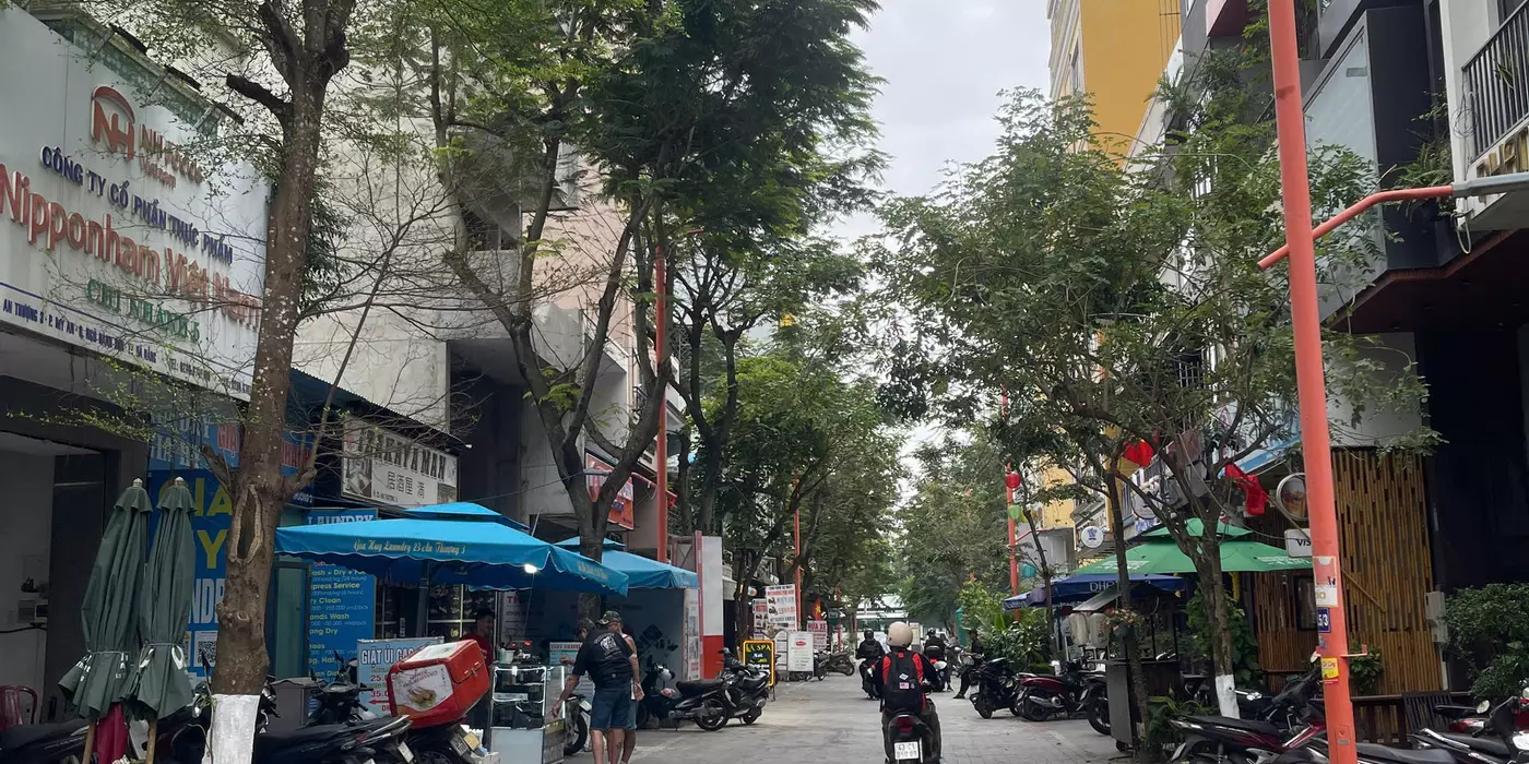 BÁN GẤP CĂN HỘ MẶT TIỀN KHU BIỂN DÒNG TIỀN GIÁ TỐT