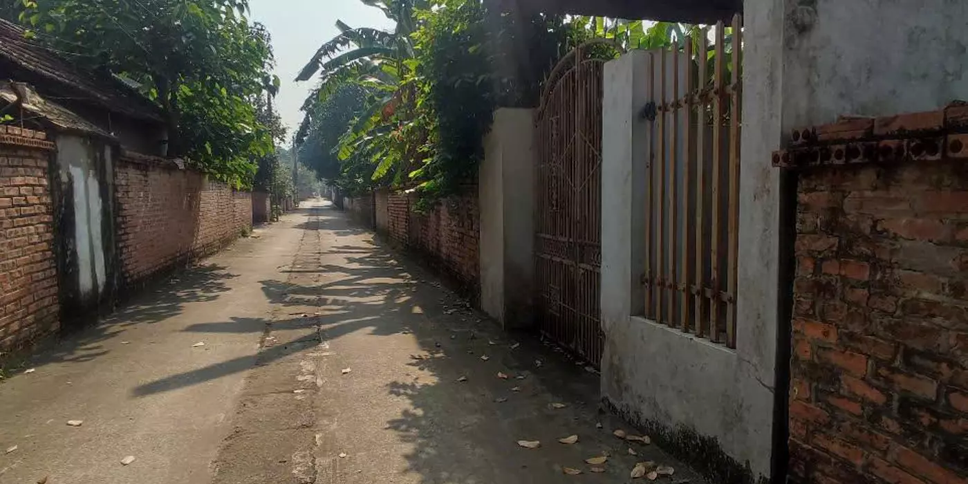 Bán đất tặng nhà gần Ngã tư Miễu Tiến Xuân gần ĐHQG Hà Nội ôtô đường thông 190m nhỉnh 7 tỷ