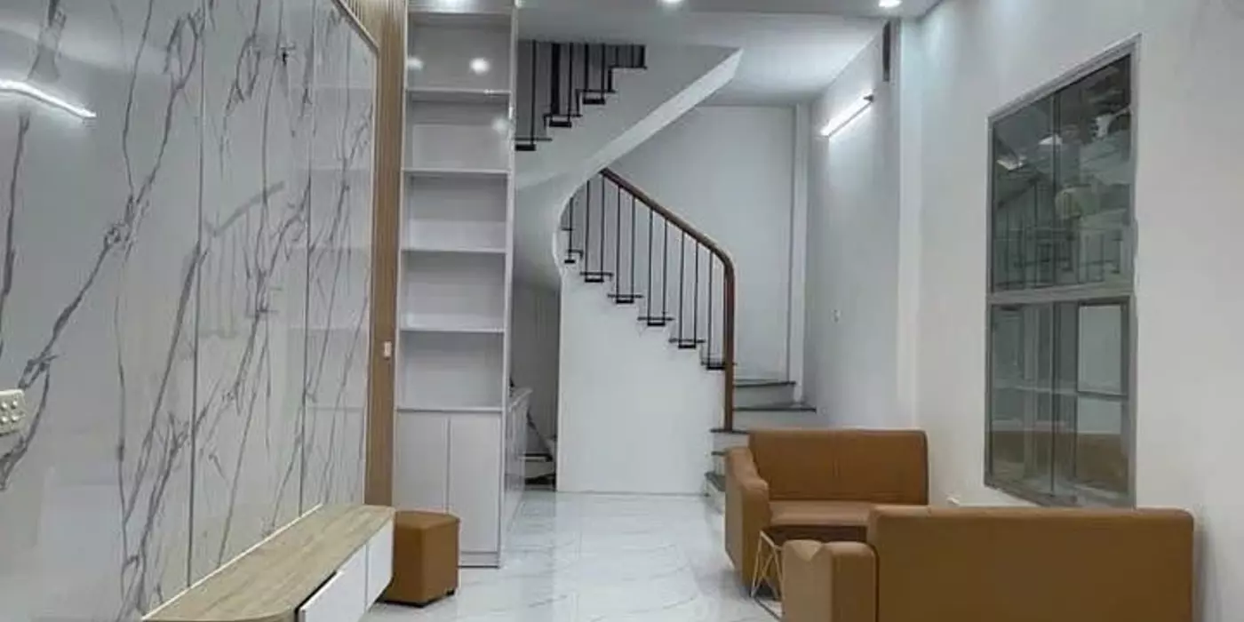 Bán nhà Tân Mai, dân xây chắc chắn, 32m nhỉnh 4 tỷ, sổ đỏ chính chủ