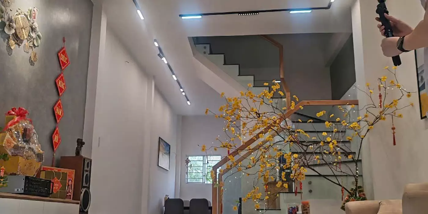 BÁN NHÀ BÌNH THẠNH, 42M2, 2 TẦNG, CÁCH 2 CĂN RA HXH THÔNG _ NHỈNH 5 TỶ.