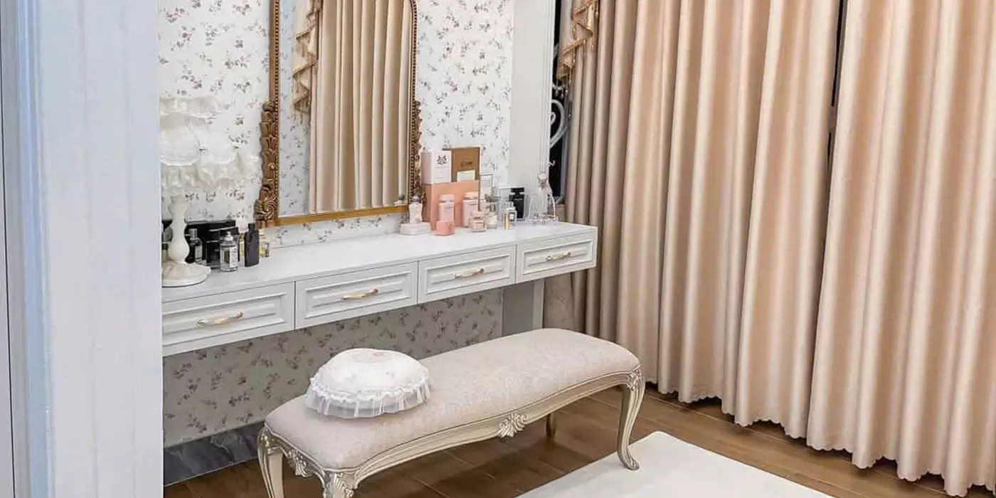 SAO KÊ KHÁCH LẠC LONG QUÂN 50MX6T, MT 3,5M , Ô TÔ ĐỖ , THANG MÁY VÍP,GIÁ CHỈ 11,5 TỶ TL
