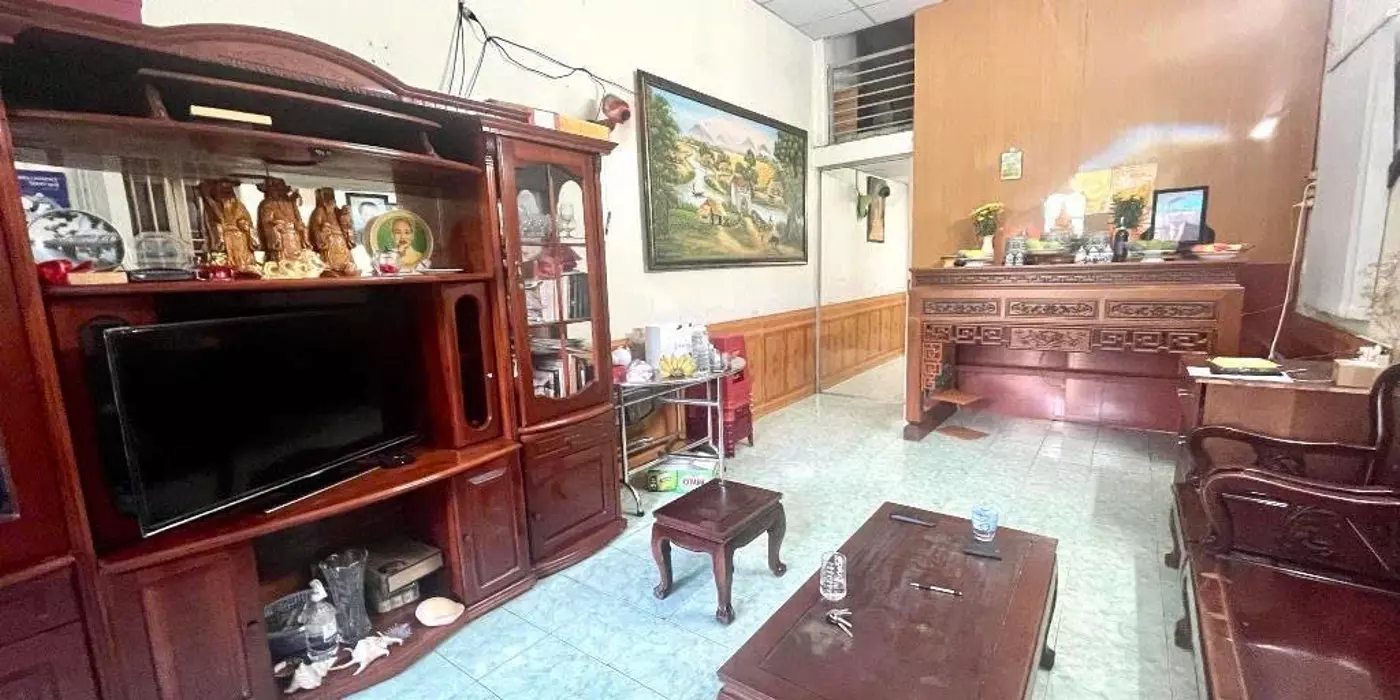 VTK2501-20
căn nhà BÁN -HXH ĐỖ CỬA BÀ HOM - 75M² - NGANG 4.4M - NHỈNH 6 TỶ