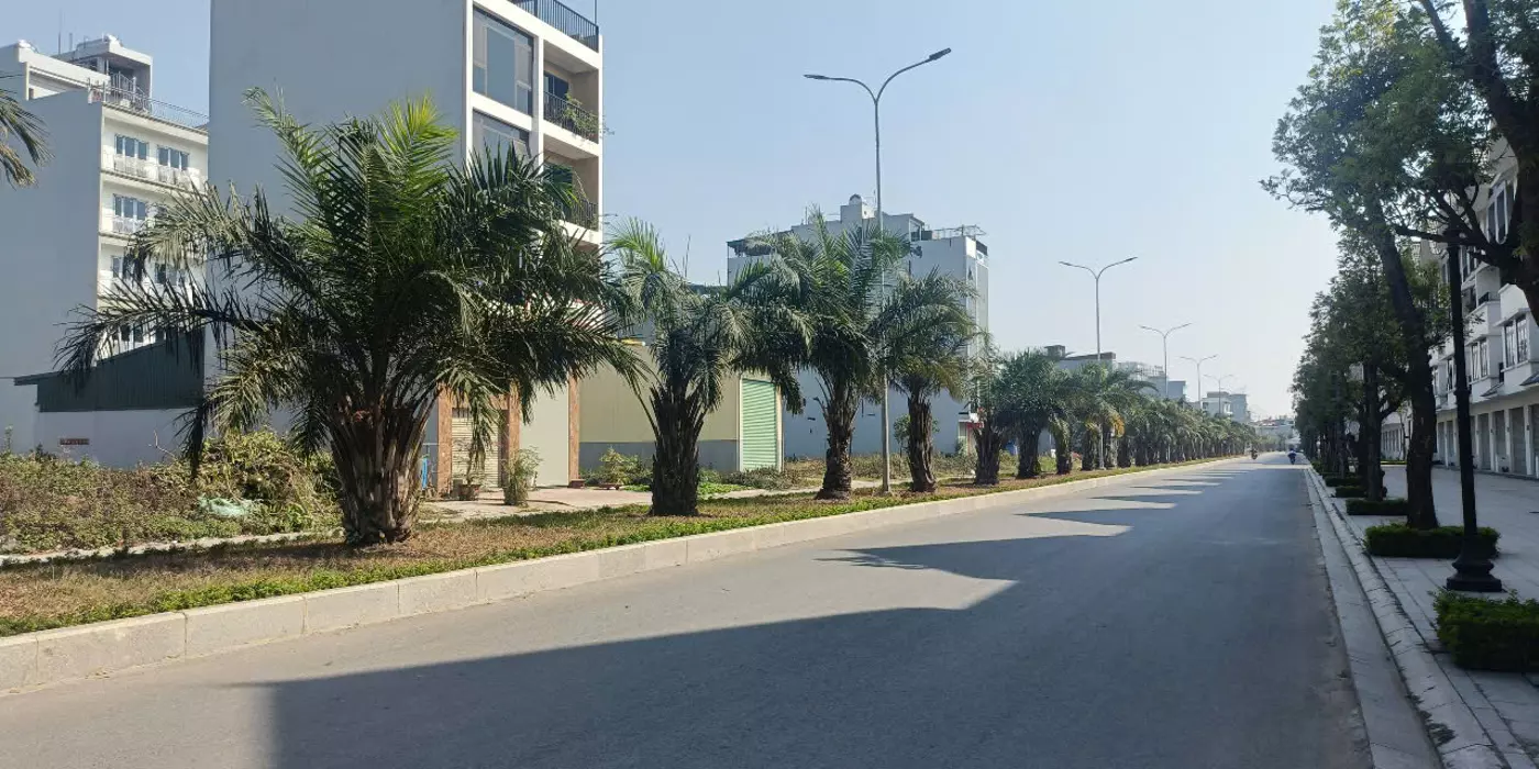 Đất DV Lai Xá 91.2m2-MT8.1m, vỉa hè 3 ôtô tránh, 2 thoáng, giá 12.5 tỷ