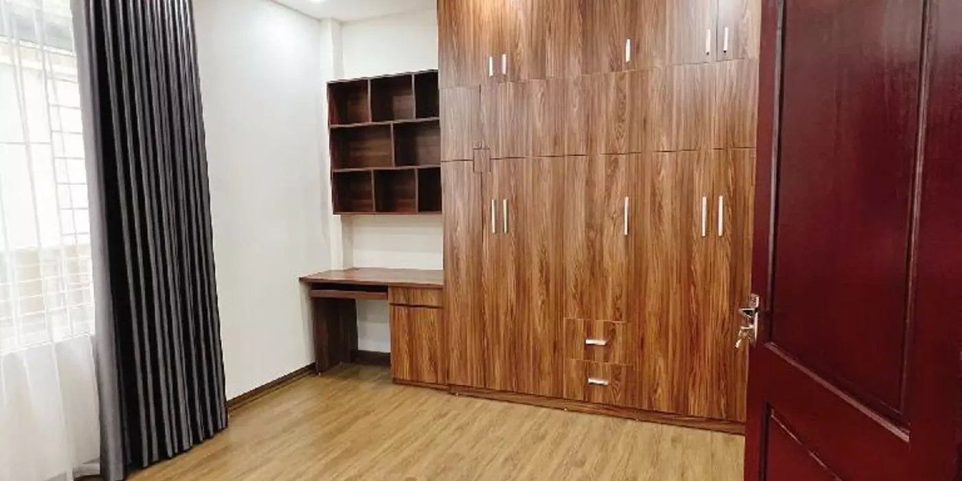 Phạm Văn Đồng, nhà đẹp, lô góc, 2 thoáng, 35m2x5T, dân xây 7.599tỷ