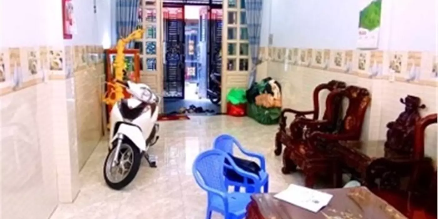 NTK-25.1-337
kiệt tác TÂN PHÚ-NGAY NGUYỄN SƠN-HẺM 1/- RỘNG 6M--4 TẦNG-60M2