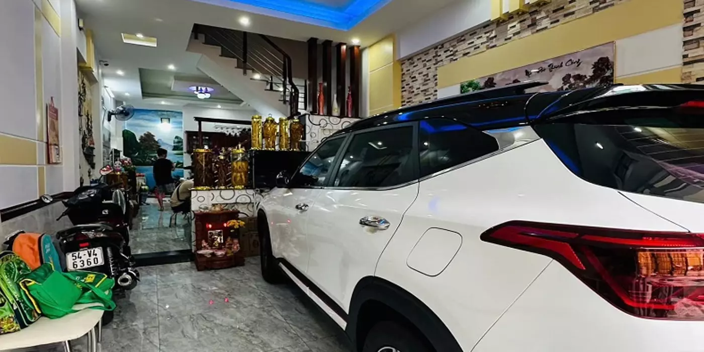 Bán nhà HXH đường số 18, P8, Gò Vấp, 70m2, 4 tầng, cực đẹp, chỉ nhỉnh 6 tỷ