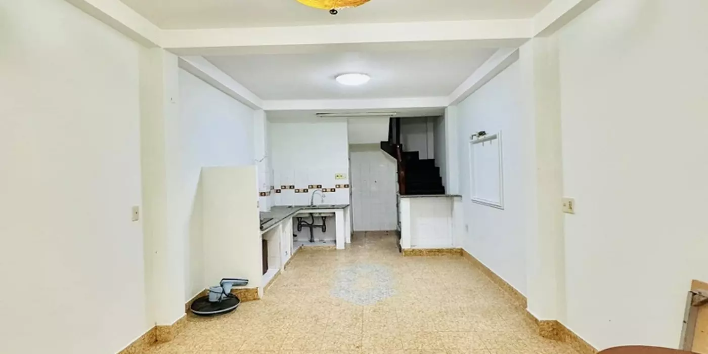 Bán nhà HXH nhỏ Nguyễn Thiện Thuật, P3, Quận 3, 35m2, 3 tầng, chỉ nhỉnh 5 tỷ