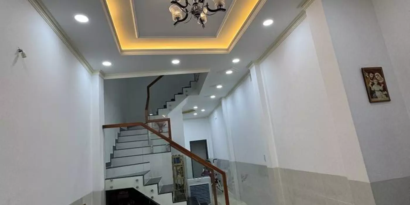 Bán nhà Phường11 - Q.6, đường HẬU GIANG - 4 TẦNG MỚI ĐẸP - 58M2 - VIEW SÔNG -  6.6 Tỷ