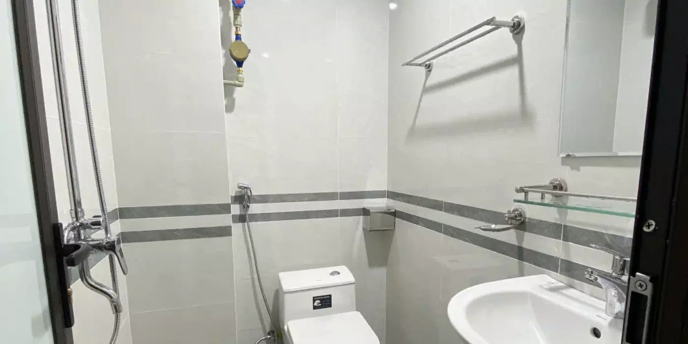 BÁN NHANH CCMN VĂN TRÌ 72M2, 18 PHÒNG, THANG MÁY, 70M Ô TÔ, GIÁ 9.5 TỶ