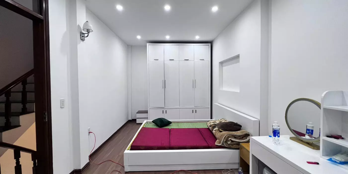 7,5 tỷ ngách 39 ngõ 20 Mỹ Đình 4 phòng ngủ 5wc