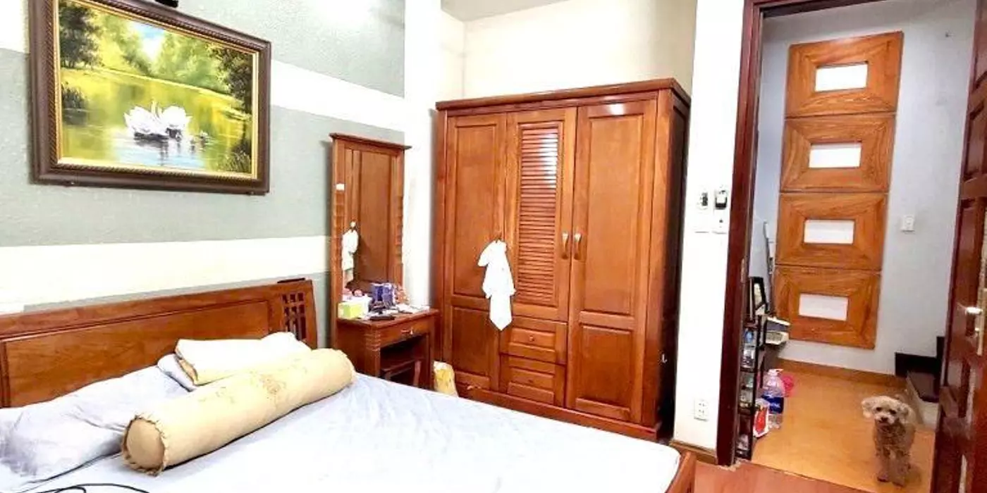 NHÀ DÂN XÂY PHÁO ĐÀI LÁNG, ĐỐNG ĐA, 42M x 5T, VỊ TRÍ ĐẸP, GẦN Ô TÔ, 11.35 TỶ