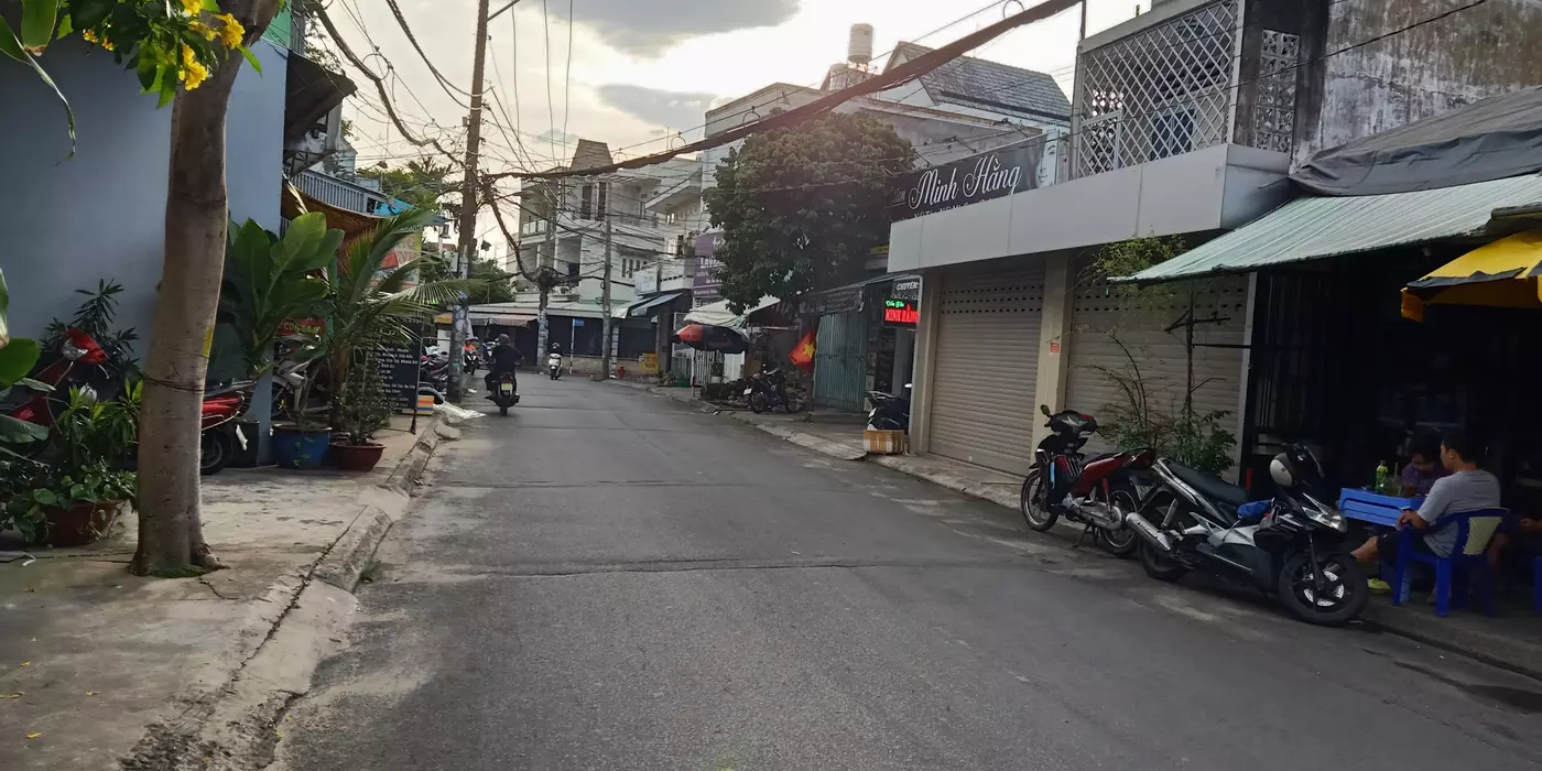 Gấp bán giảm 1/2 tỷ nhà HXH Tân Sơn Nhì TP 8x16m, 3.5 tấm nhà mới ở ngay chỉ 10 tỷ nhỉnh