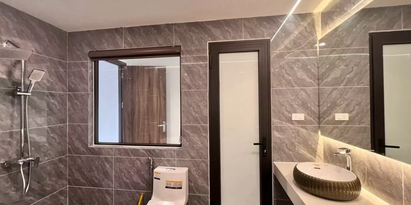 BÁN NHÀ HỒNG TIẾN, BIỆT THƯ MINI 60M2* 4T* 4 NGỦ* 8.3 TỶ, FULL NỘI THẤT
