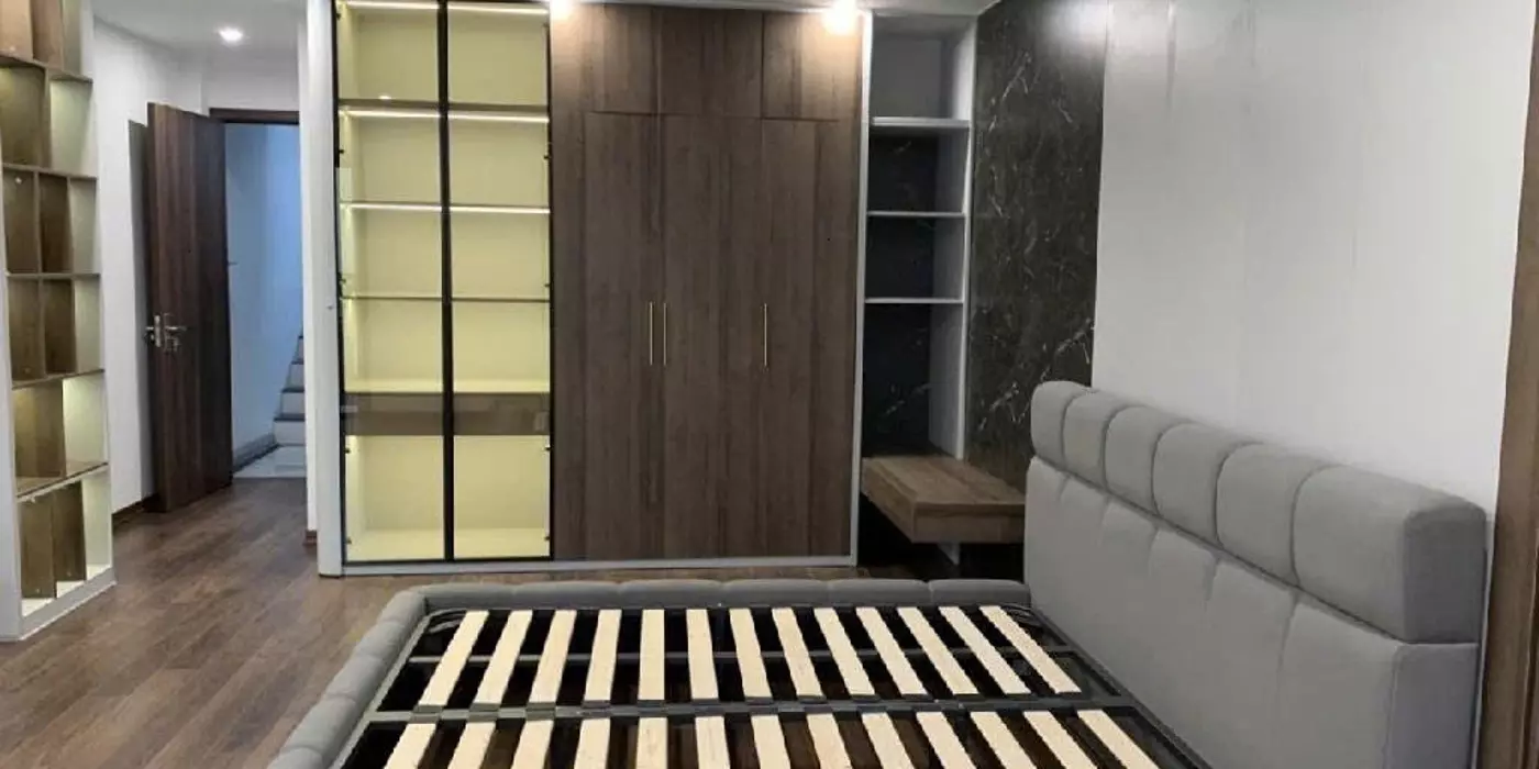 BÁN NHÀ BỒ ĐỀ 35M2* 3 TẦNG * 3 NGỦ* 2.85 TỶ, FULL NỘI THẤT